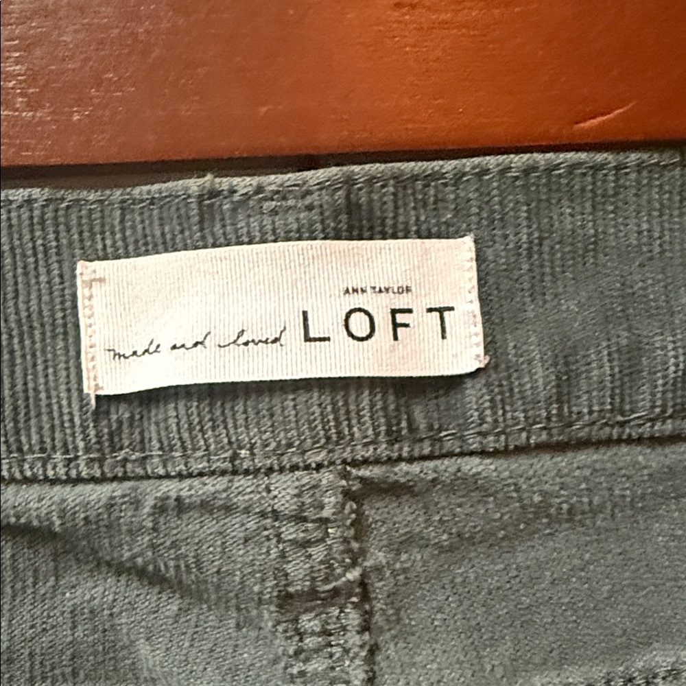 LOFT dark green Skinny Pants